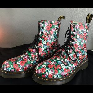 Dr. Martins Combat boots